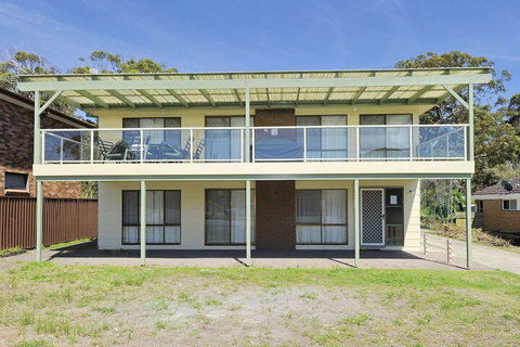 Government Rd 38 Shoal Bay - Accommodation Southport 1