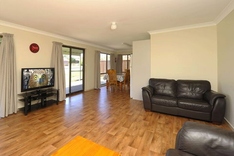 Government Rd 38 Shoal Bay - Accommodation Southport 4