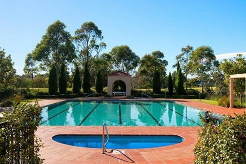 HC102 Karrabee Avenue Huntleys Cove - Southport Accommodation 2