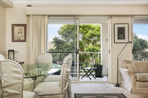 HC102 Karrabee Avenue Huntleys Cove - Southport Accommodation 7