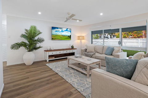 Walk To Hastings Street Noosa Sound - Southport Accommodation 2