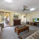 Buckland St. 29 Mollymook - Southport Accommodation 0