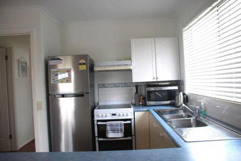 EAGLES NEST VIEWS On TAMARA - Southport Accommodation 6
