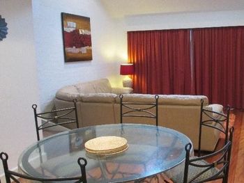 Petrel Deluxe Villa - Accommodation Southport 2