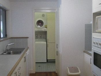 Petrel Deluxe Villa - Accommodation Southport 3