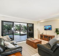 Home Away From Home 38 Redwood Avenue Marcus Beach Noosa Area - Southport Accommodation