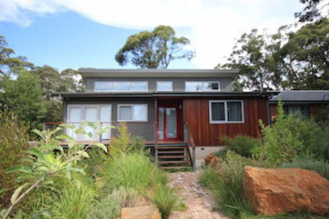 Ducknow On Braeside - Southport Accommodation 0