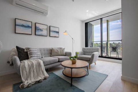 Comfy And Warm Apartment In Parkville - Southport Accommodation 0