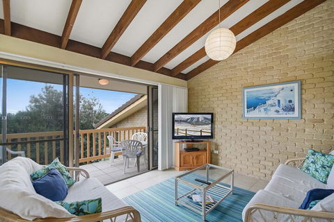 Galleries 3 - 3/28 Peregian Esplanade - Southport Accommodation 6