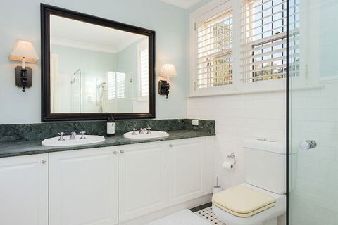 Vaucluse Manor H327 - Southport Accommodation 7