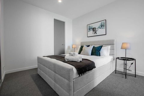 Simple And Cozy Apartment In Parkville - Southport Accommodation 1