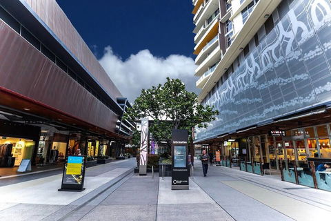 Incredible Riverside Apartment In Brisbane - Southport Accommodation 1