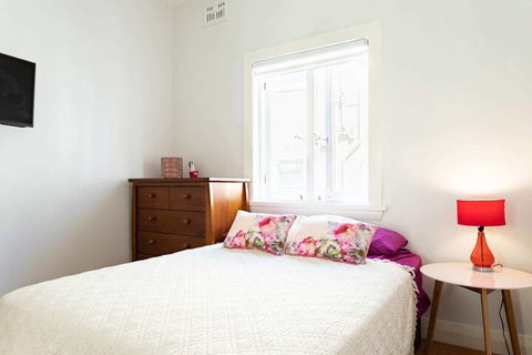 Garden Style Apartment In Prime Location - Southport Accommodation 3