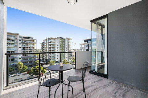 The Hamilton (I715) - Accommodation Southport 1