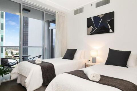 Amazing River View 3 Bedroom Apartment Brisbane CBD Netflix Fast Wifi Carpark - Southport Accommodation 7