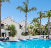 Como Mezzanine Retreat - Southport Accommodation