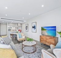 HomeHotel Extreme Luxury Apt next to Mall  Train - Accommodation Southport