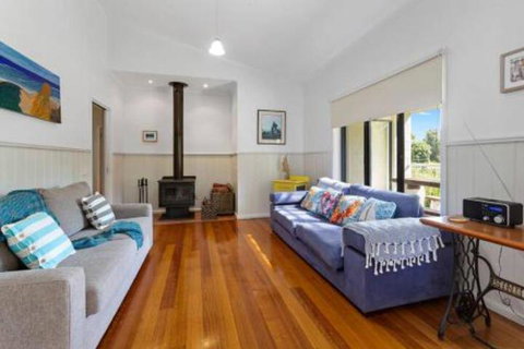 MERMAIDS On MARENGO Large Home With Wifi - Southport Accommodation 0