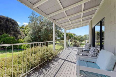 MERMAIDS On MARENGO Large Home With Wifi - Southport Accommodation 2