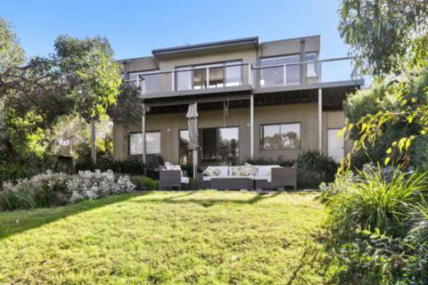 BELLE VUE ANGLESEA - Southport Accommodation 0