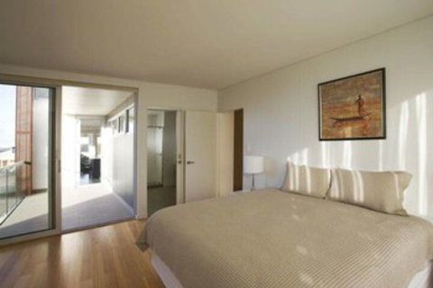 Alouarn Apartment 1 - Accommodation Southport 6