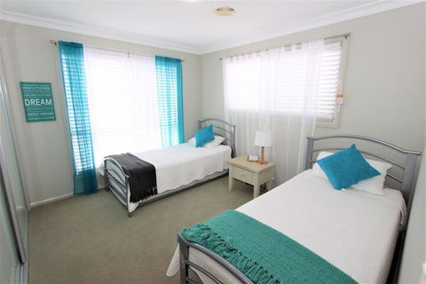 Riverview 2 - Southport Accommodation 7