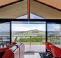 Moon River - Southport Accommodation