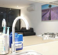Auzzie Apartments Docklands Melbourne - Southport Accommodation