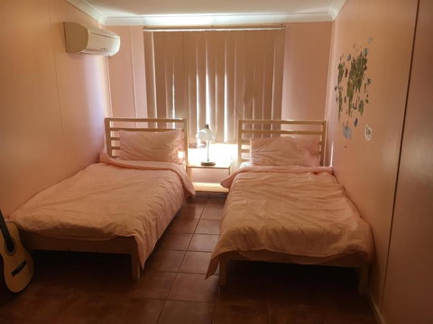 Tropical Farm Stay - Accommodation Southport 5