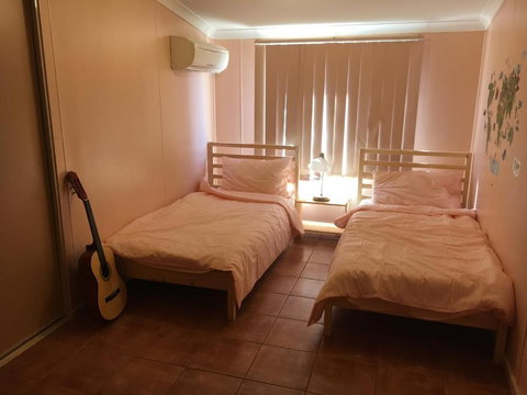 Tropical Farm Stay - Accommodation Southport 1