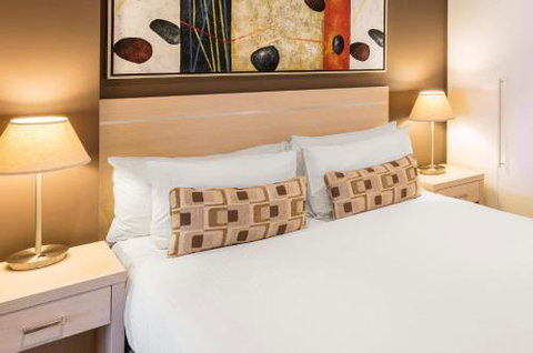 Apartments At 16 Holdfast - Accommodation Southport 1