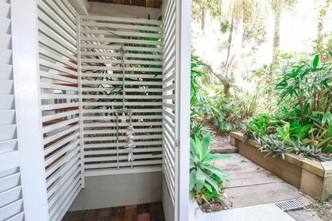 Corella Studio Apartment In Raffetys Resort - Southport Accommodation 1