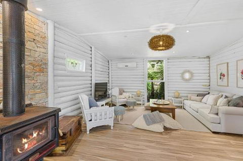 MARTHA COTTAGE Mt. MARTHA - Southport Accommodation 0