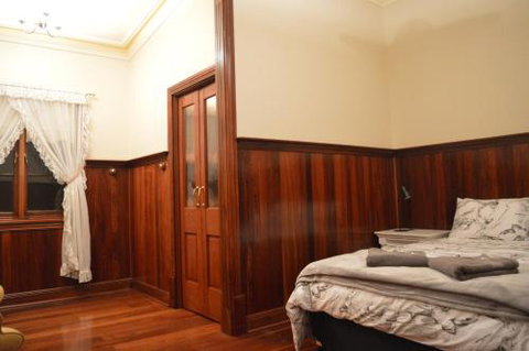 Gargoyle Lodge - Accommodation Southport 0