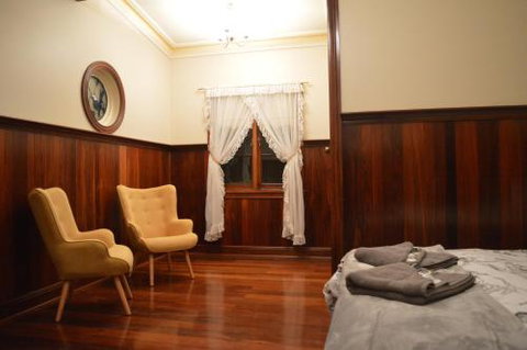 Gargoyle Lodge - Accommodation Southport 3