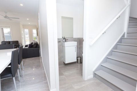 Wagga Apartments 2 - Southport Accommodation 1