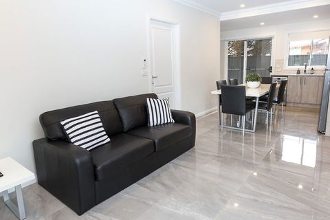 Wagga Apartments 2 - Southport Accommodation 5