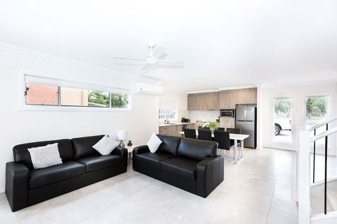 Wagga Apartments 5 - Southport Accommodation 5