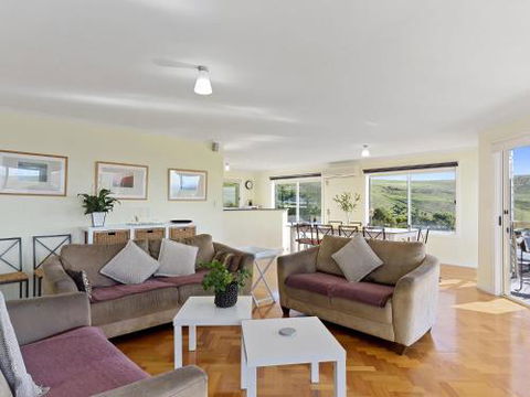 VALLEY VIEWS 10 Valley Heights Drive - Southport Accommodation 4