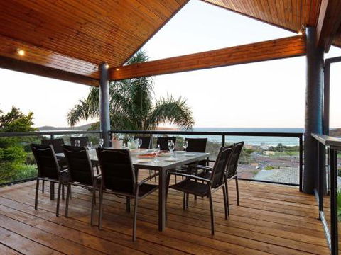 Venabu On Garuwa 20 Garuwa Street Spectacular House With Fabulous Views - Southport Accommodation 4
