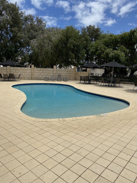 Seaview Apartment - Accommodation Southport 0