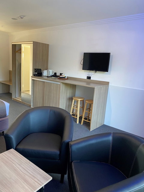 Huskisson Beach Motel - Accommodation Southport 1