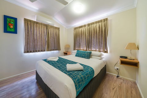 Capricorn Caves - Caravan Park - Southport Accommodation 2