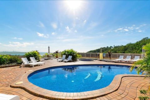 The Hill Apartments - Southport Accommodation 2