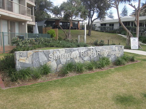 Sanctuary Beach Resort - Southport Accommodation 2