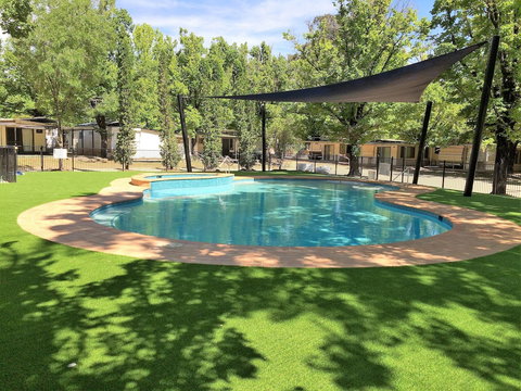 NRMA Bright Holiday Park - Accommodation Southport 3