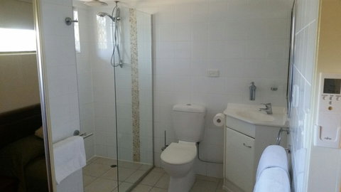 Lamor Apartments - Southport Accommodation 6