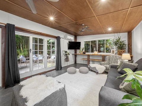 Maviss Cabins At Mt. Warning - Southport Accommodation 5