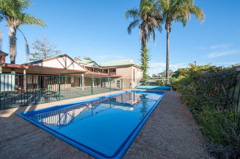 Allan Cunningham Motel - Accommodation Southport 2