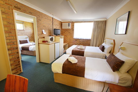 Garden City Motor Inn - Accommodation Southport 4